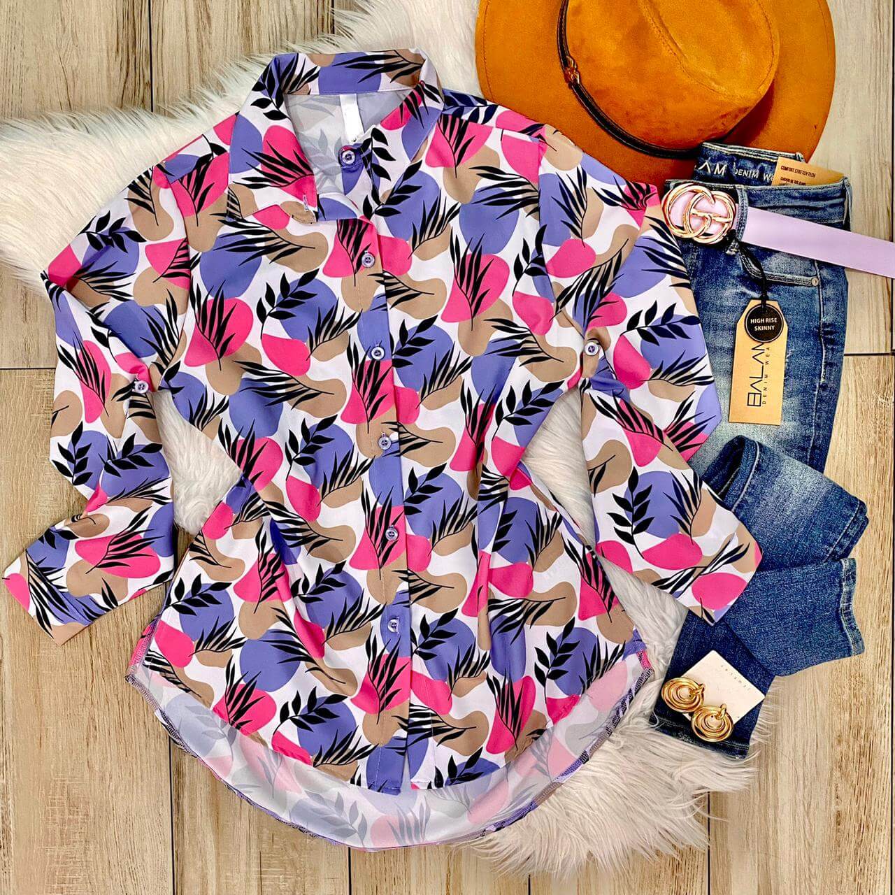 Camisa estampado flores rosa y lila